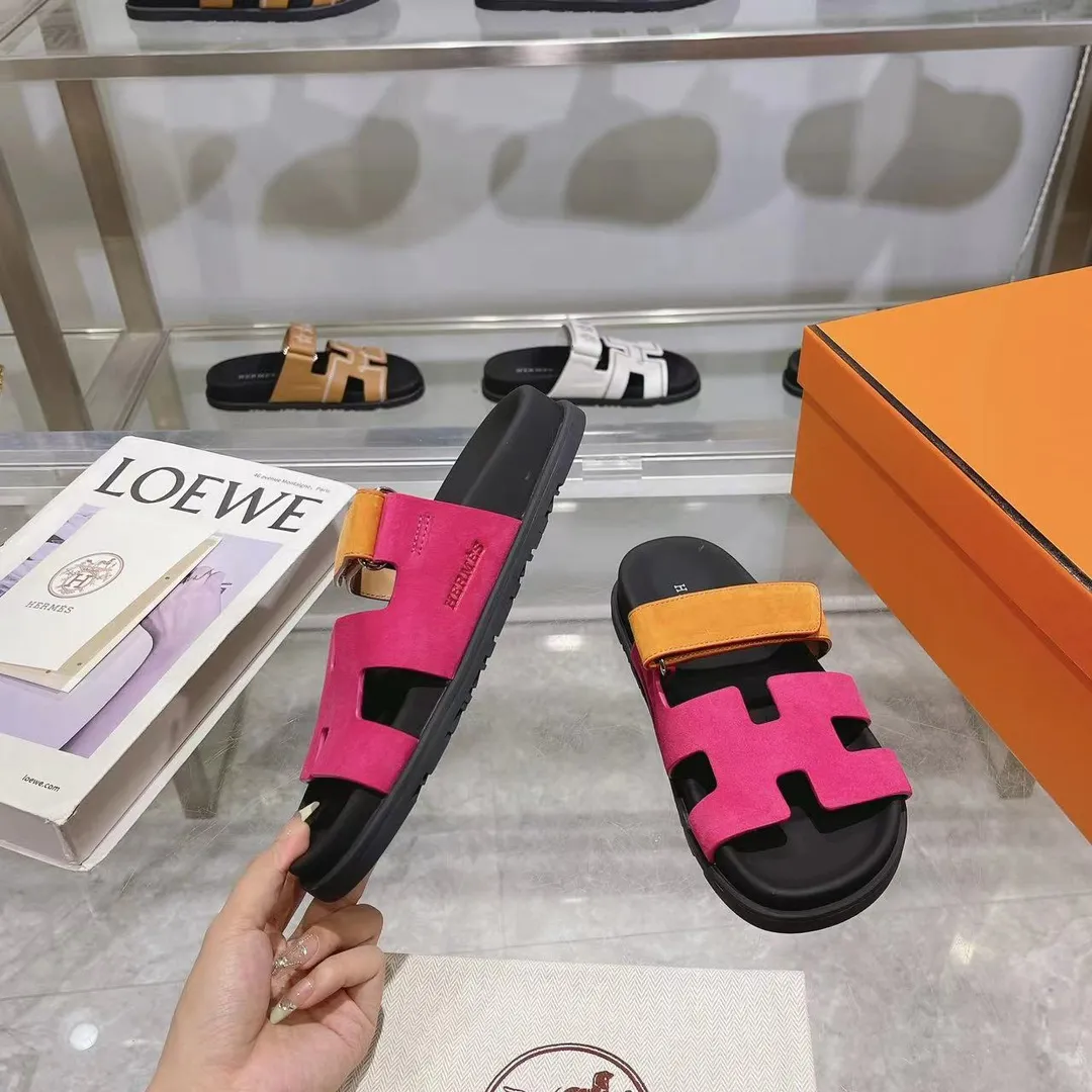 👟👟Ex-factory price 480👟👟 H Home HERMES's recently popular Erjiu shoes - classic style. [Fireworks][Fireworks][Fireworks][Fireworks][Fireworks][Fireworks] Sandals, paired with various colorful socks, are popular. ✅Upper: imported mixed sheepskin, deerskin ✅Inner: imported mixed sheepskin ✅Outsole: T👟👟Ex-factory price u non-slip and wear-resistant outsole ✅Number of codes: 35-41